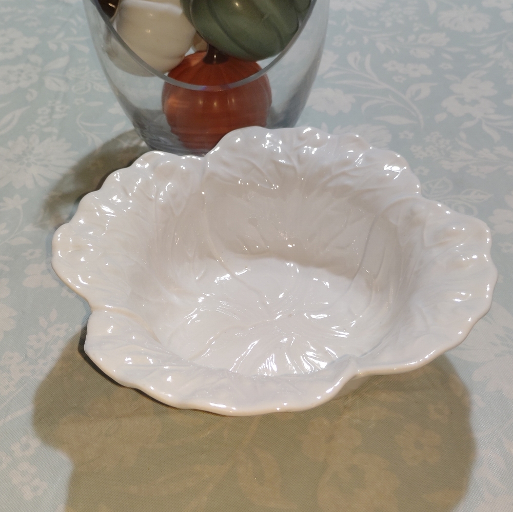 Vintage Miramar of California Pottery 307 White Cabbage Bowl